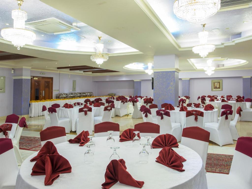  تور عمان هتل سفیر پلازا مسقط Safeer Plaza ویژه نوروز 