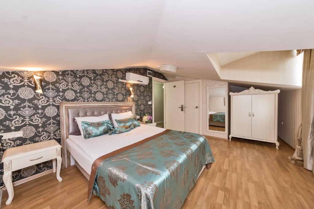 تور انگشت نگاری استانبول هتل ولید ویژه نوروز