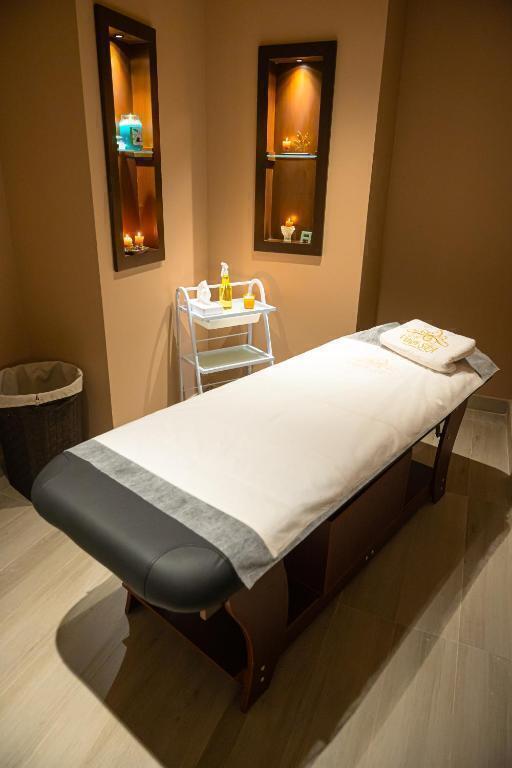  Swiss blinn hotel muscat 