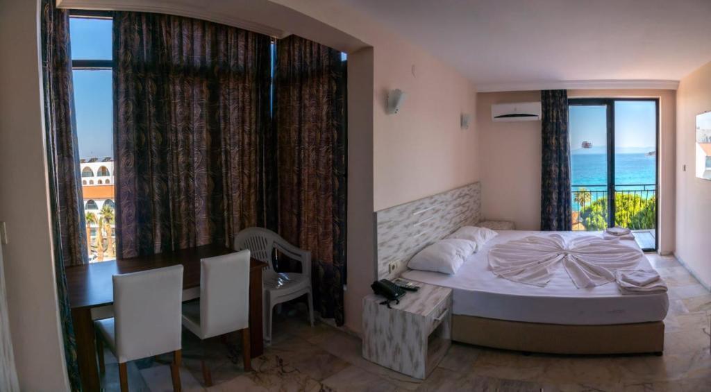 هزینه تور کوش آداسی هتل 4 ستاره