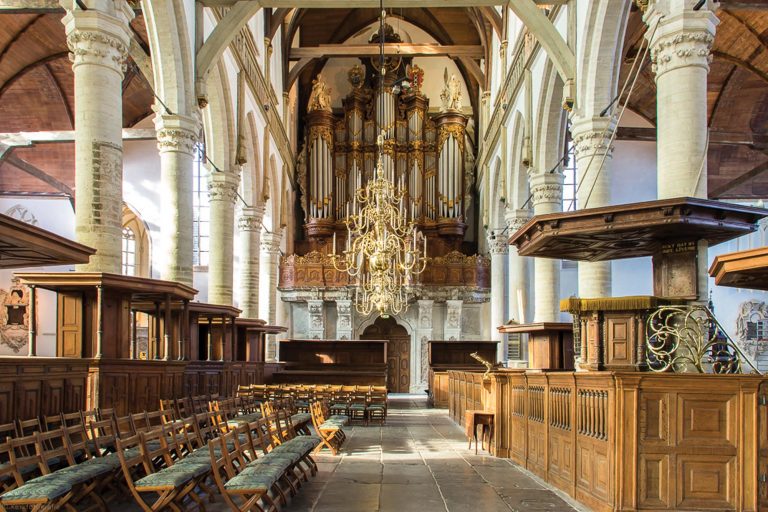 کلیسای اود کرک از جاهای دیدنی آمستردام