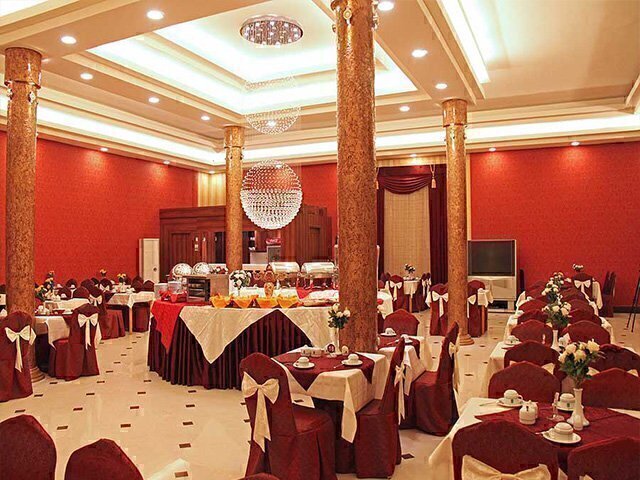 عکس از سالن پذیرایی هتل هلیا کیش