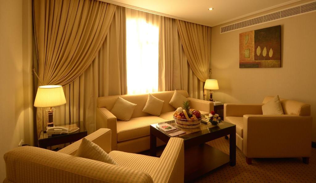  تور ارزان عمان لحظه آخری هتل سزار ویژه نوروز 