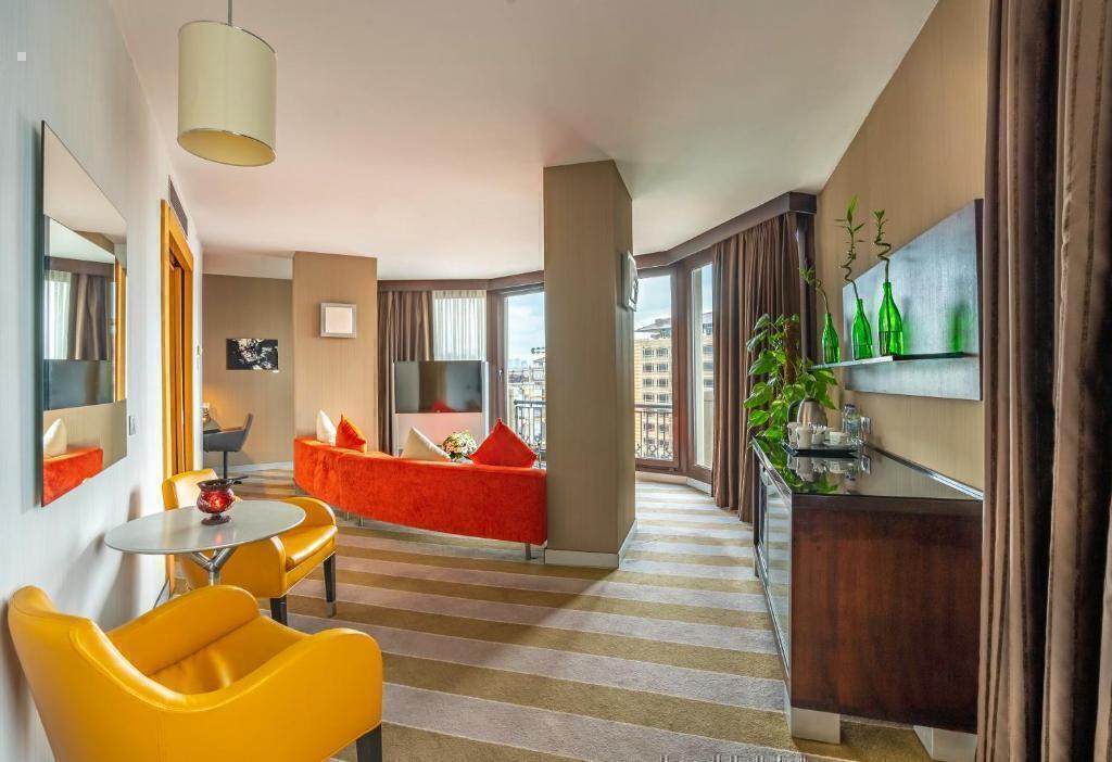 عکس هتل پوینت تکسیم استانبول