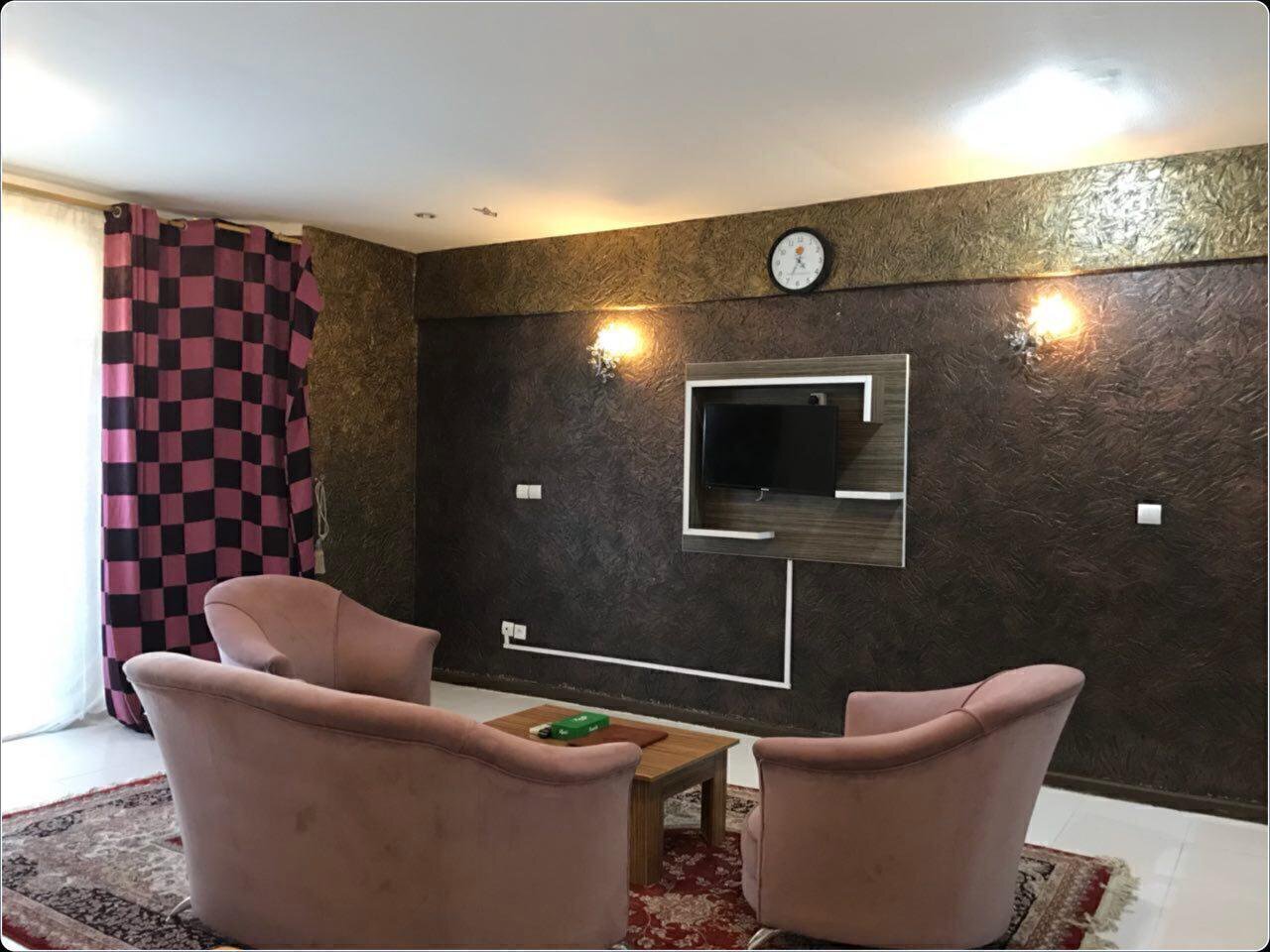 رزرو و خرید تور کیش هتل پارسیان با خدمات کامل و گشت جزیره بهمراه پرواز چارتری و منوی بوفه آژانس هواپیمایی آریا اوج پرواز