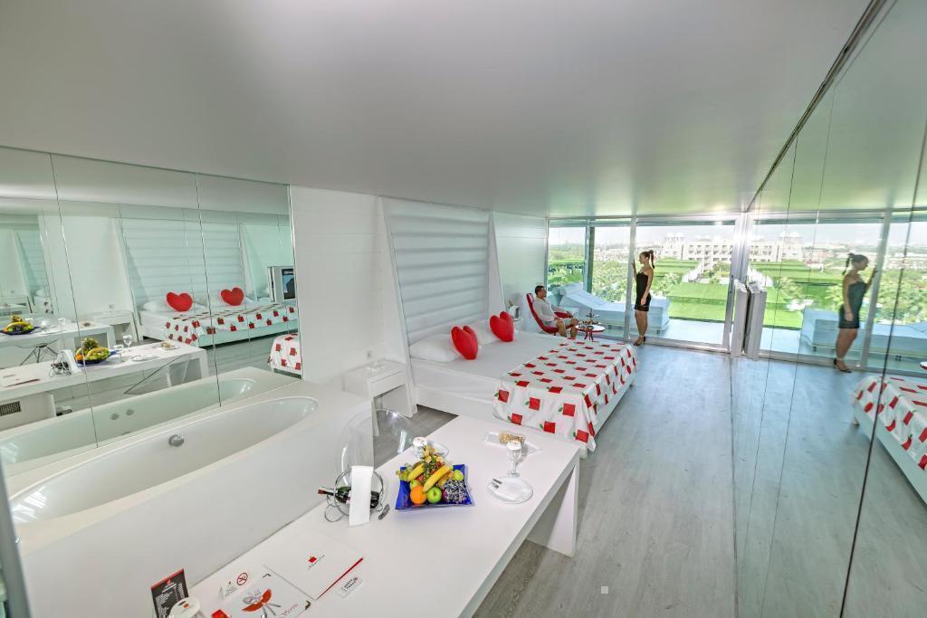 لابی هتل آدم و حوا آریا اوج پرواز