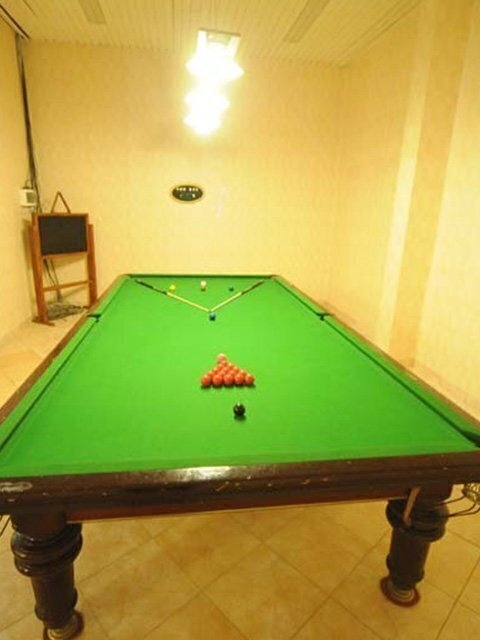 خرید تور کاشان هتل پنج ستاره امیر کبیر با اتوبوس وی آی پی در آژانس هواپیمایی آریا اوج پرواز کرج