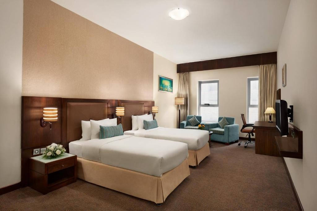 تور دبی هتل چهار ستاره رامادا بای ویندهام دیره Ramada by Wyndham Dubai Deira