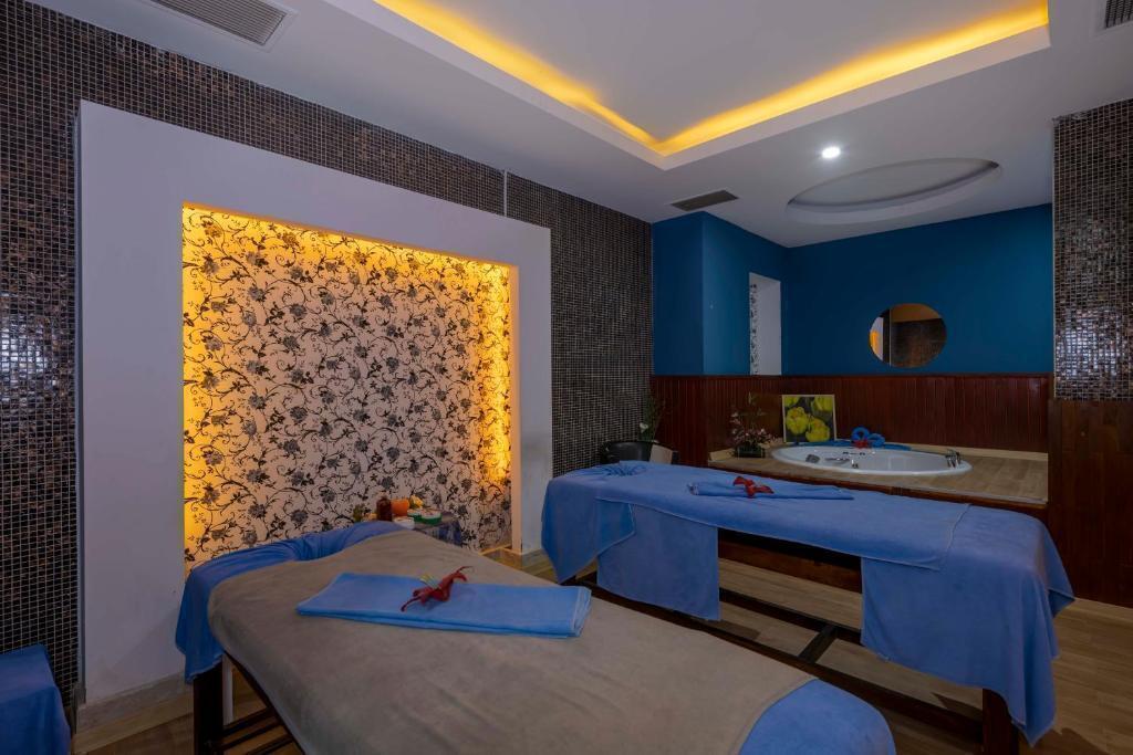 تور آنتالیا هتل ترنس آتلانتیک اند اسپا