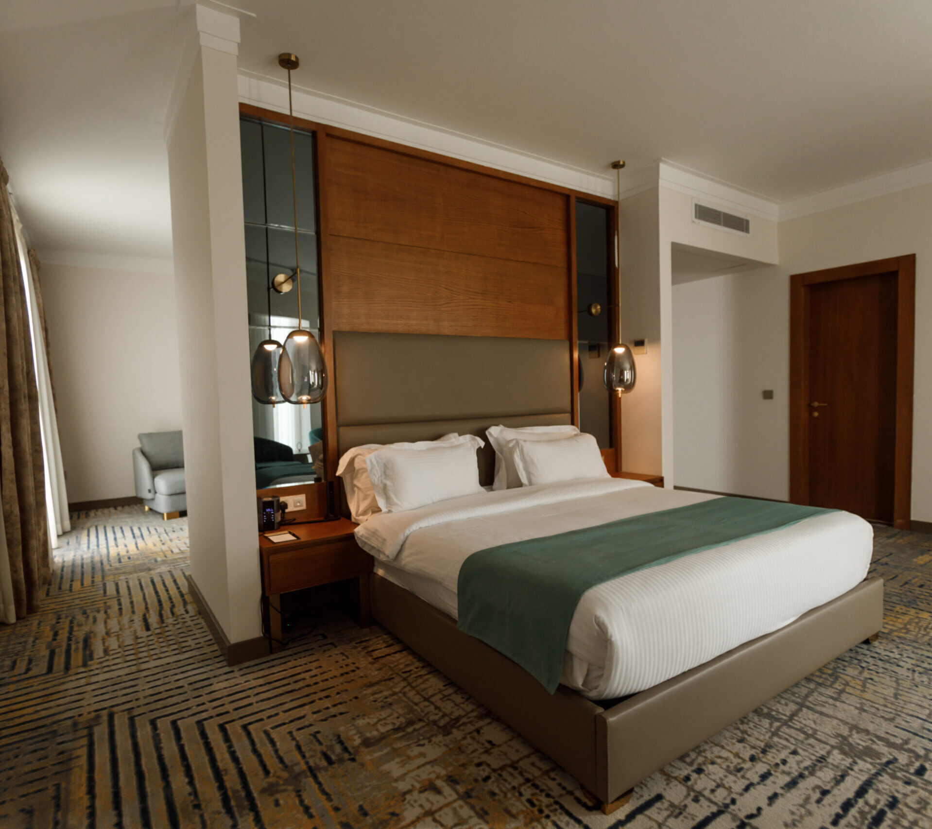 تور پیشنهادی کیش هتل لوکس 5 ستاره پالاس ویژه تعطیلات نوروز Palace Hotel