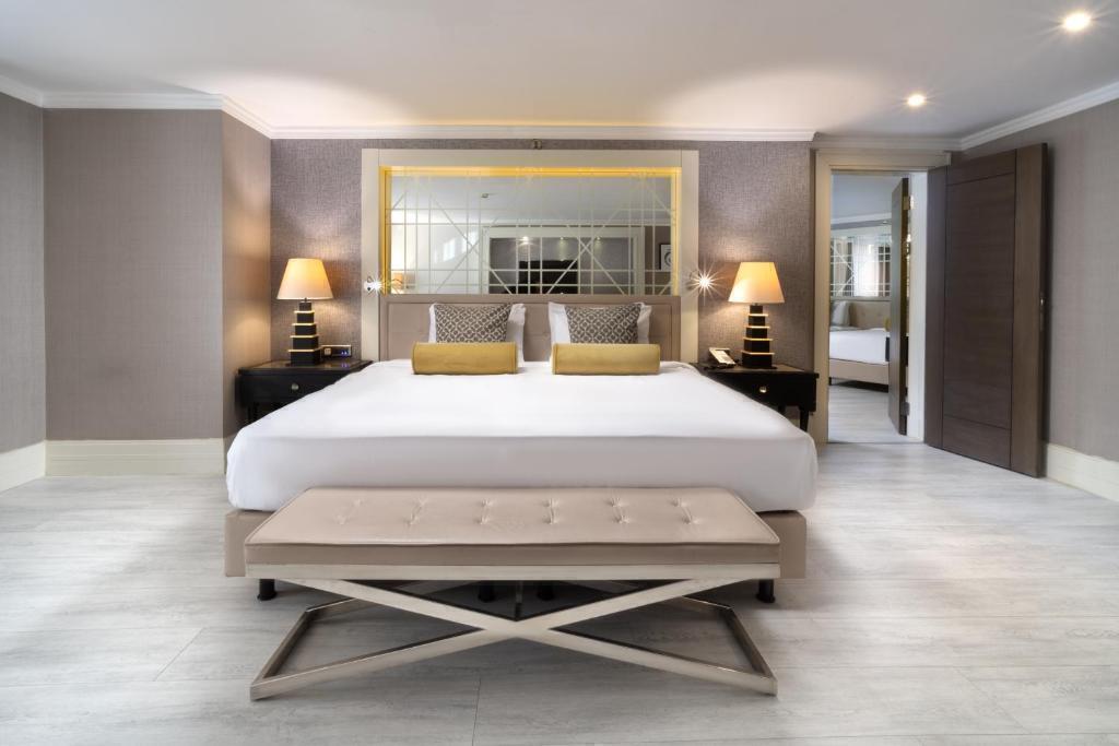 تور لحظه آخری استانبول هتل 5ستاره مرکور بومونتی