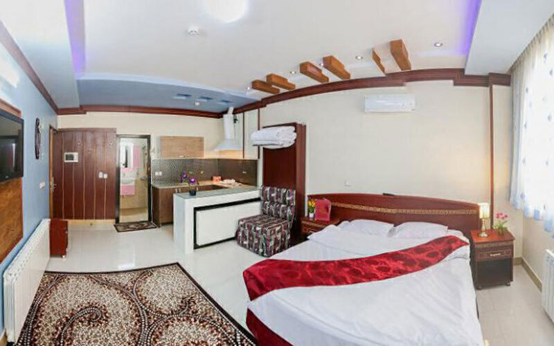 تور هوایی مشهد ویژه تعطیلات عید فطر از کرج