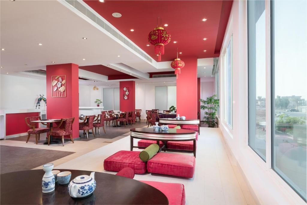 عکس Al Hail Waves Hotel